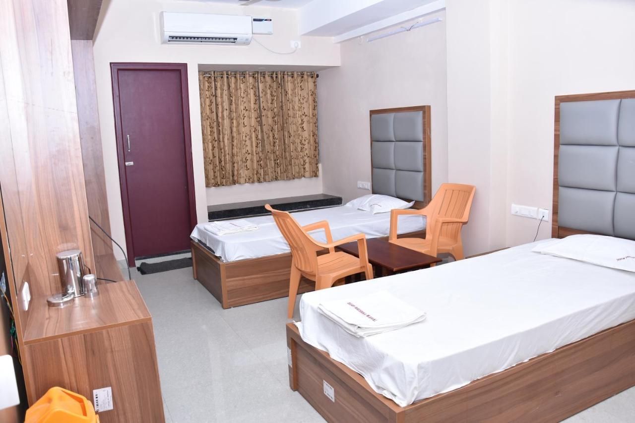 Hotel Vijay Krishna Maduraj Zewnętrze zdjęcie