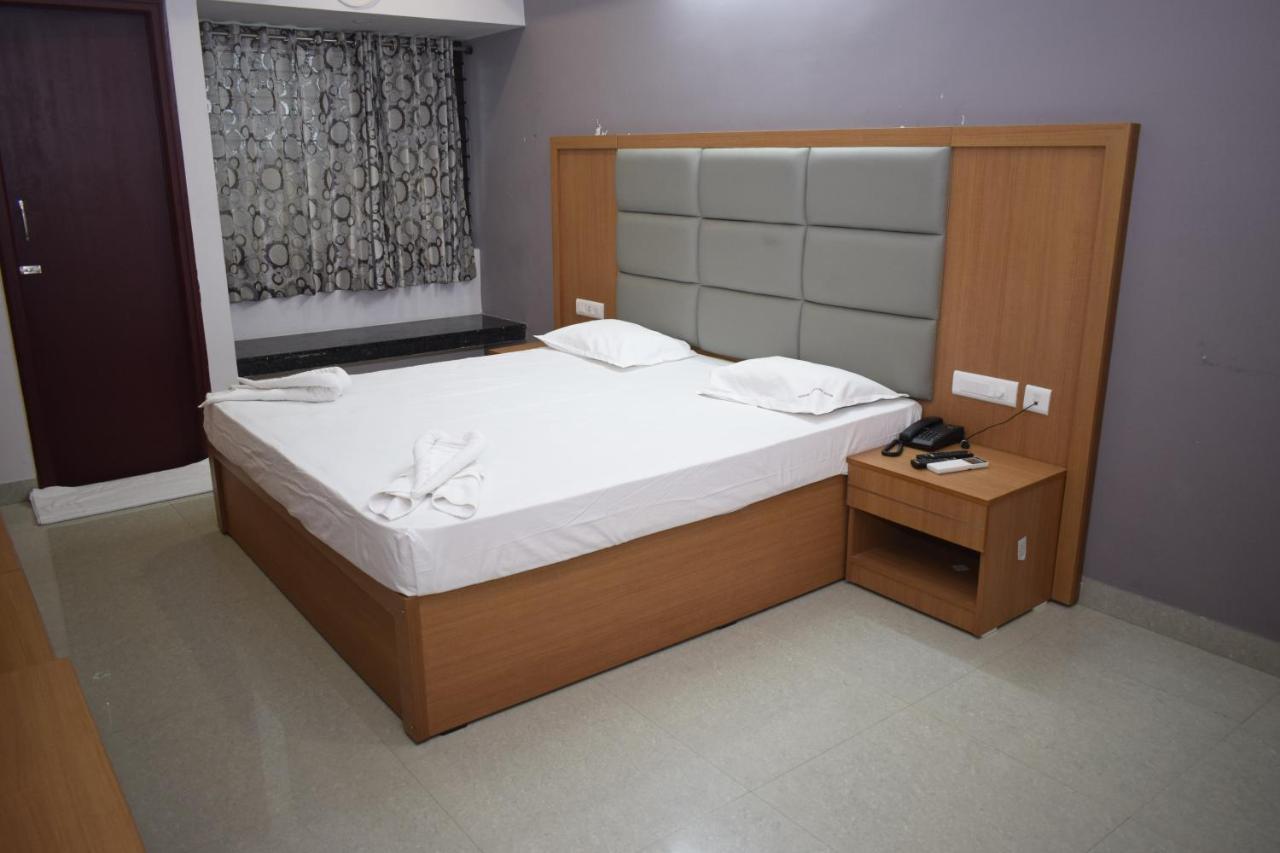 Hotel Vijay Krishna Maduraj Zewnętrze zdjęcie